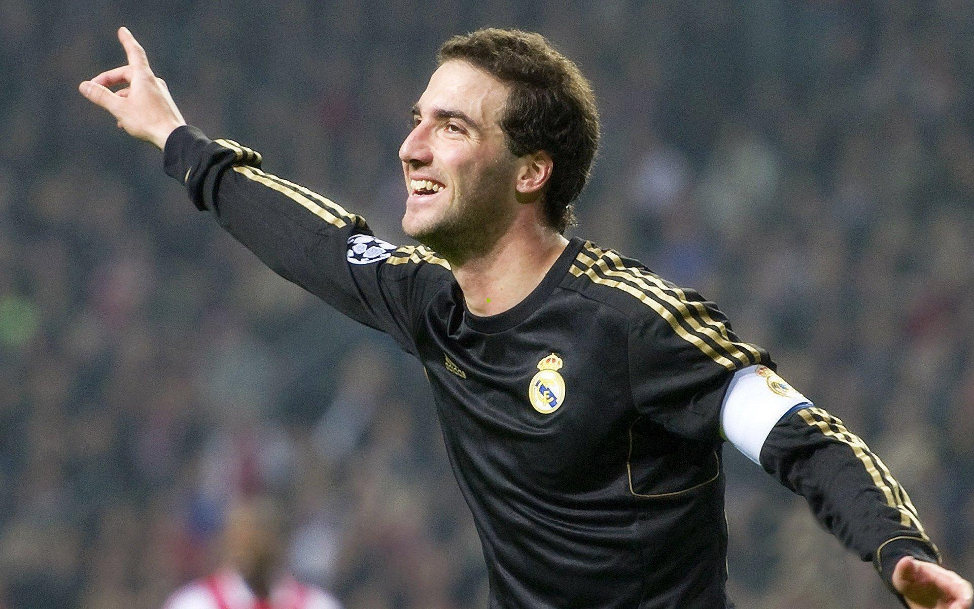 津门虎客场力克大连人，王秋明安杜哈尔建功锁定胜局